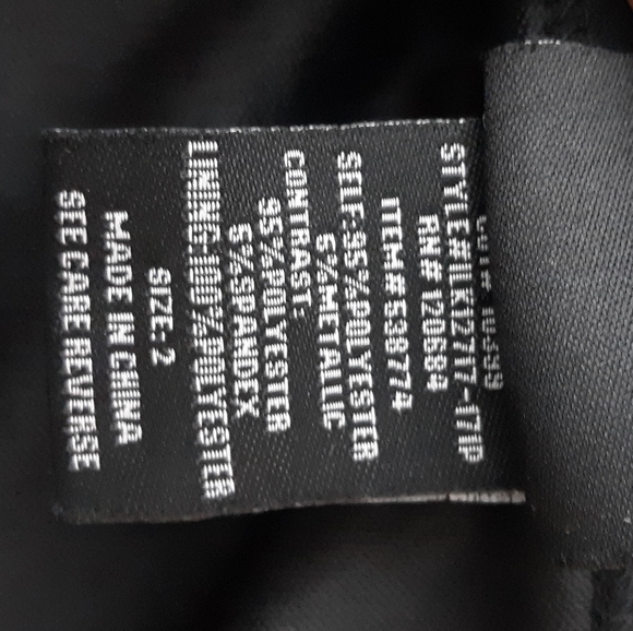 Torrid Metallic Chevron Pattern Top 2X Bla… - Picture 6 of 7